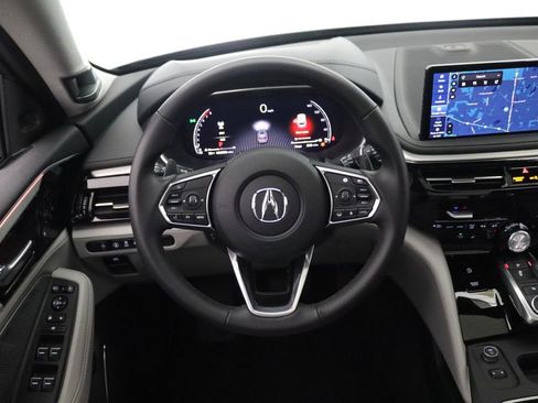 Certified 2026 Acura MDX SH-AWD w/ Technology Package image 18