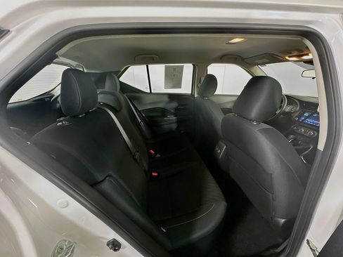 Used 2024 Nissan Kicks SV w/ Exterior Package image 27