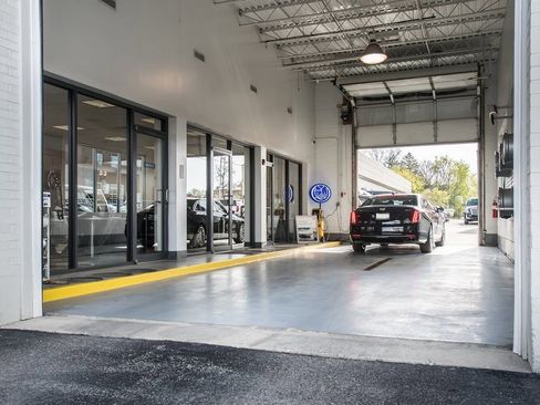 Certified 2023 Cadillac XT5 Sportv AWD/4WD image 44