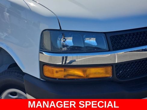 New 2023 Chevrolet Express 3500 w/ Power Convenience Package RWD image 32