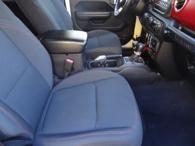 Used 2018 Jeep Wrangler Rubicon AWD/4WD image 14