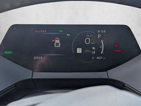 Certified 2025 Toyota Prius XLE FWD image 11