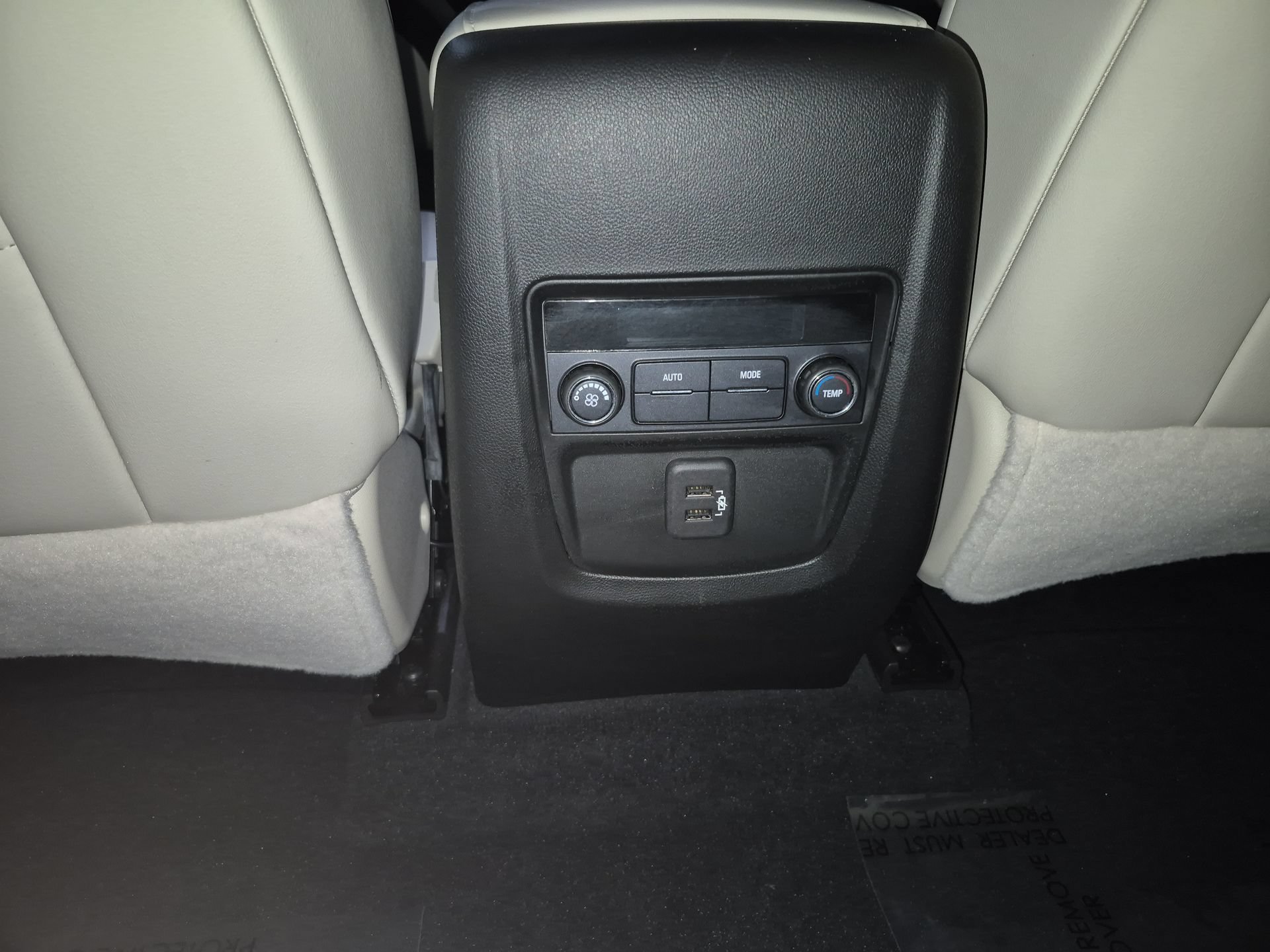 Used 2024 Buick Enclave Essence w/ Experience Buick Package AWD/4WD image 23