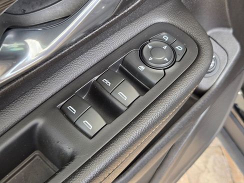 Used 2019 GMC Terrain SLT w/ Preferred Package FWD image 12