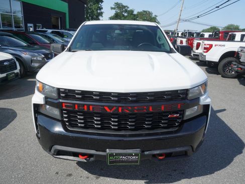 Used 2019 Chevrolet Silverado 1500 Custom Trail Boss w/ Custom Convenience Package AWD/4WD image 2
