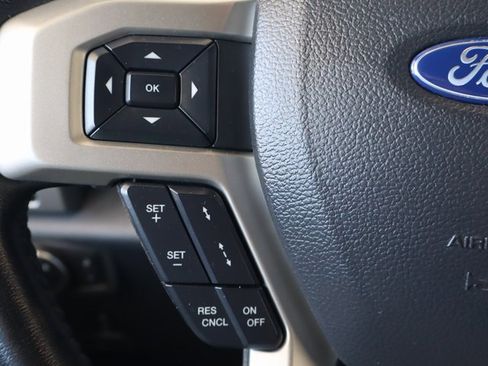 Used 2022 Ford F250 Lariat w/ Lariat Ultimate Package image 28