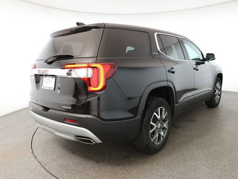 Used 2021 GMC Acadia SLE image 4