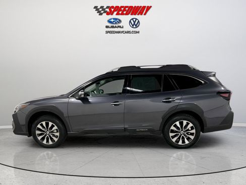 Certified 2025 Subaru Outback Touring image 4