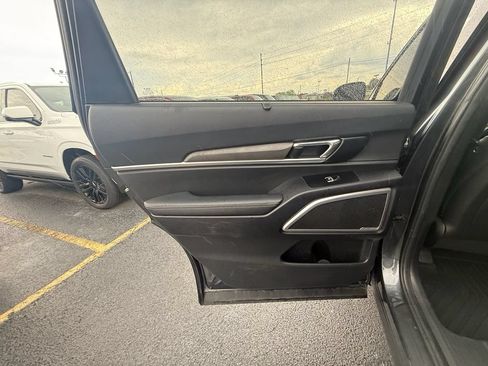 Used 2023 Kia Telluride EX X-Line AWD/4WD image 18