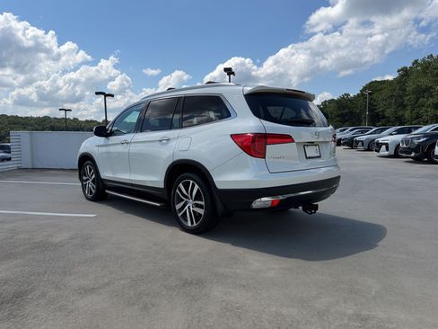 Used 2017 Honda Pilot Elite image 3