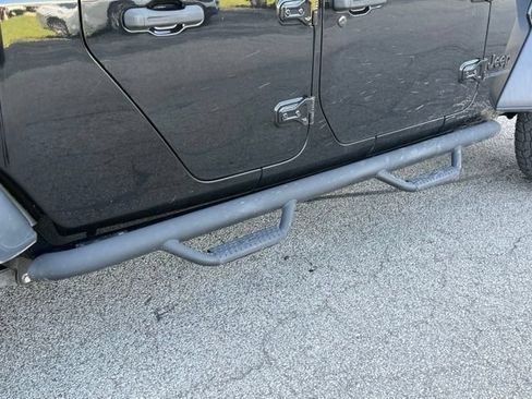 Used 2020 Jeep Gladiator Sport w/ Quick Order Package 24S AWD/4WD image 14