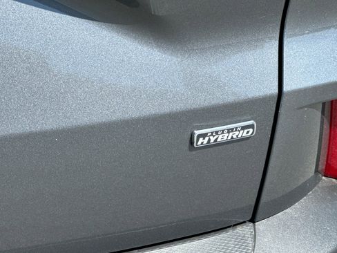 New 2025 Ford Escape SE image 28