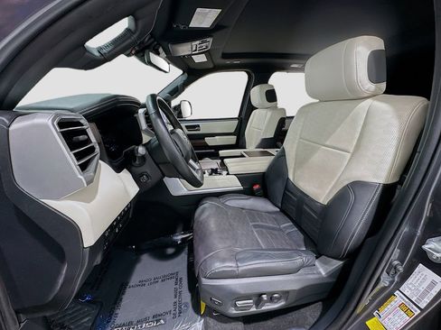 Used 2023 Toyota Sequoia Capstone AWD/4WD image 22