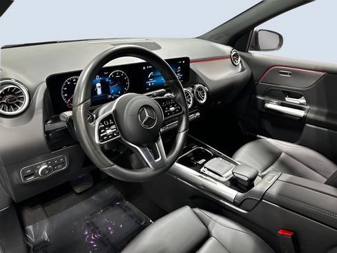 Used 2022 Mercedes-Benz GLA 250 4MATIC image 12