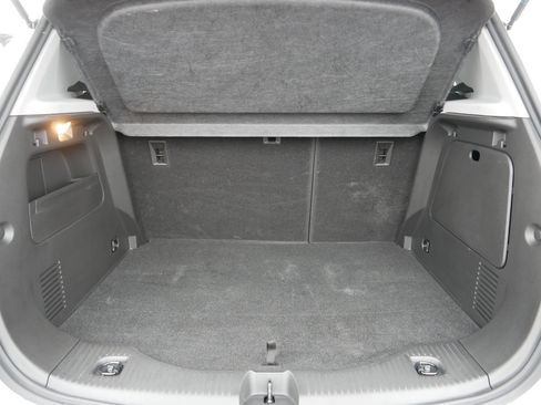 Used 2022 Chevrolet Trax LT w/ Sport Edition image 18