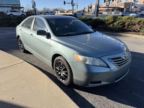 Used 2008 Toyota Camry LE image 4