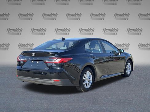 Used 2025 Toyota Camry LE w/ Convenience Package image 9