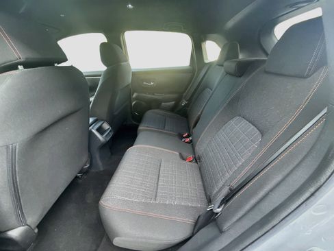 Certified 2025 Honda HR-V Sport image 22