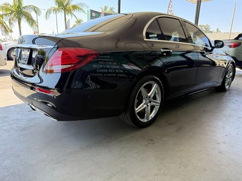 Used 2017 Mercedes-Benz E 300 image 9