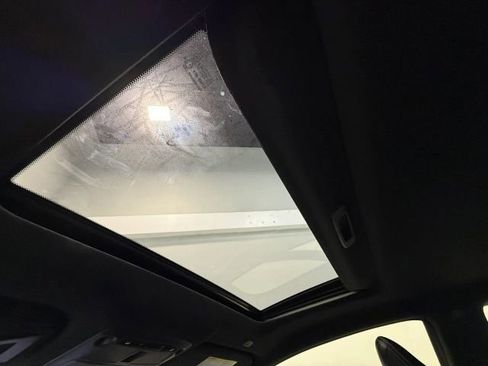 Used 2019 INFINITI Q60 3.0t Luxe image 30