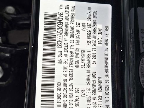 Used 2025 MAZDA CX-30 AWD 2.5 S w/ Preferred Package image 37