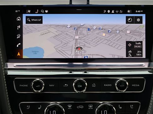 Used 2025 Bentley Bentayga Extended Wheelbase AWD/4WD image 19