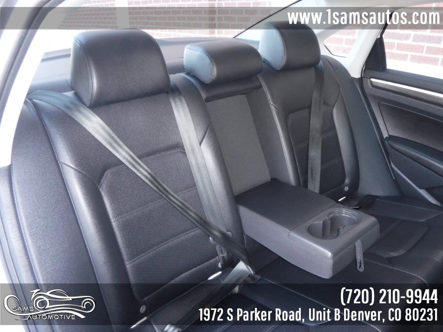 Used 2018 Volkswagen Passat 2.0T SE FWD image 21