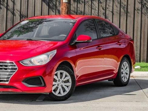 Used 2020 Hyundai Accent SE image 6