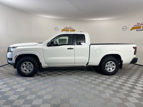 New 2026 Nissan Frontier S image 2
