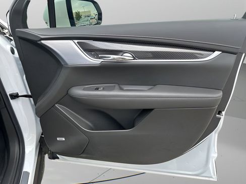 New 2025 Cadillac XT6 Sport w/ LPO, Floor Liner Package image 11