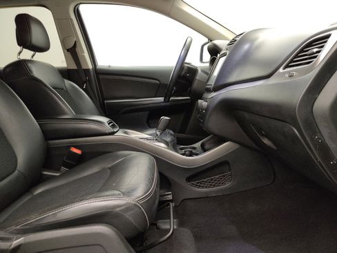 Used 2018 Dodge Journey Crossroad AWD/4WD image 21