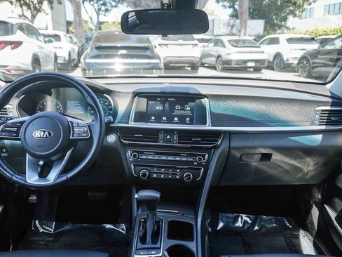 Used 2020 Kia Optima SE FWD image 13