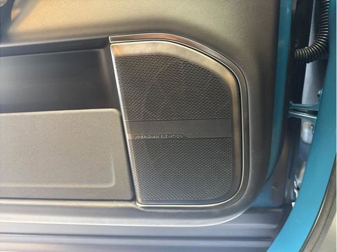 Used 2022 Rivian R1T Launch Edition image 15