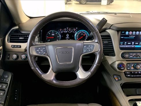 Used 2018 GMC Yukon Denali w/ Denali Ultimate Package image 6