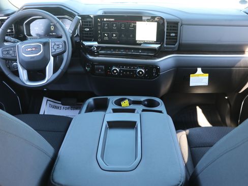 New 2026 GMC Sierra 1500 Elevation image 20