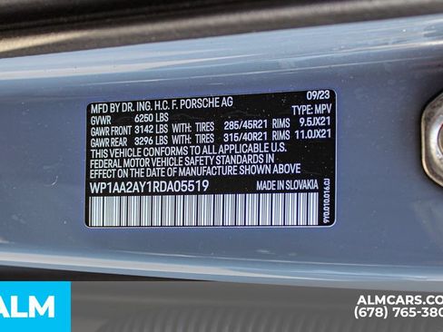 Used 2024 Porsche Cayenne AWD/4WD image 39