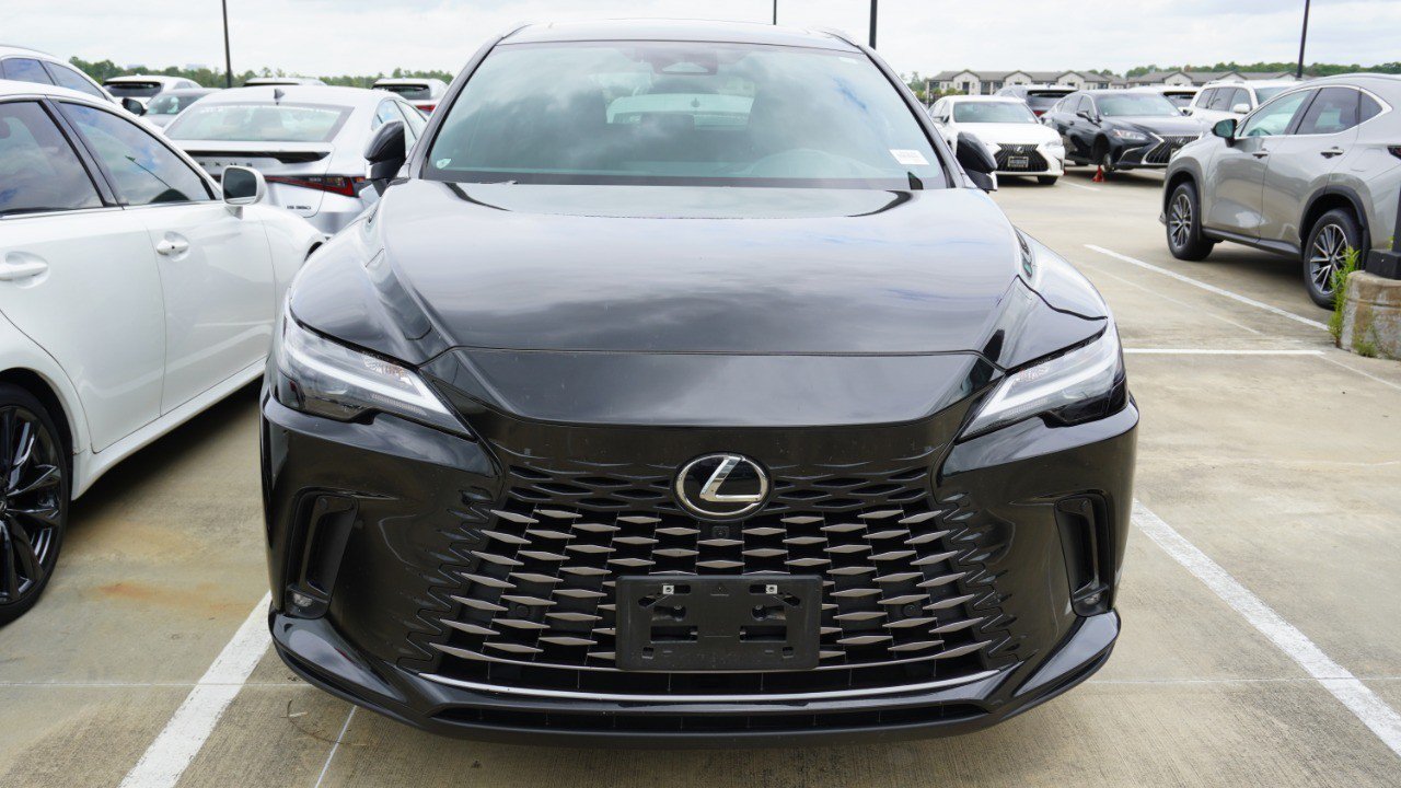 Used 2024 Lexus RX 350 Premium Plus w/ Convenience Package FWD image 2