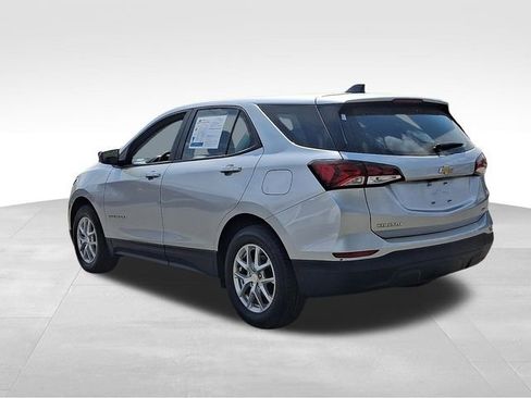 Used 2022 Chevrolet Equinox LS AWD/4WD image 31
