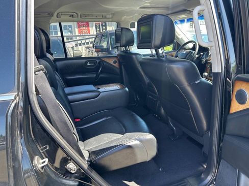 Used 2014 INFINITI QX80 4WD w/ Theater Package image 17