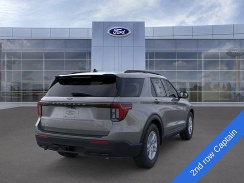 New 2026 Ford Explorer Active RWD image 8