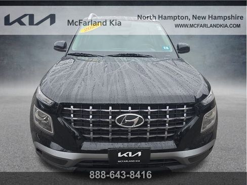 Used 2022 Hyundai Venue SEL image 10