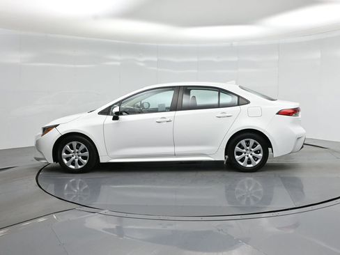 Used 2023 Toyota Corolla LE FWD image 27