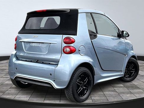 Used 2013 smart fortwo passion image 2