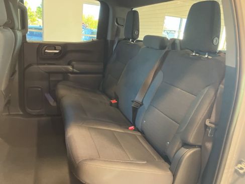 Used 2024 Chevrolet Silverado 1500 Custom image 24