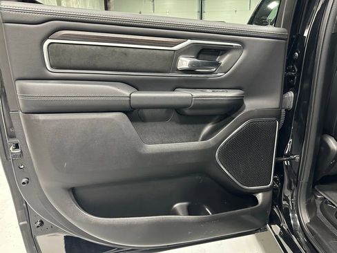 Used 2025 RAM 1500 Laramie image 38