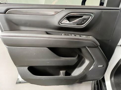 Used 2023 Chevrolet Tahoe RST AWD/4WD image 32