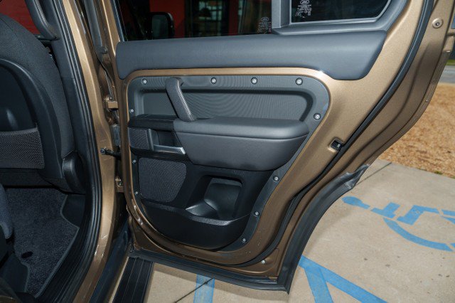 Used 2025 Land Rover Defender 130 X AWD/4WD image 23