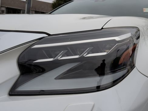 Used 2022 Lexus GX 460 Premium image 3