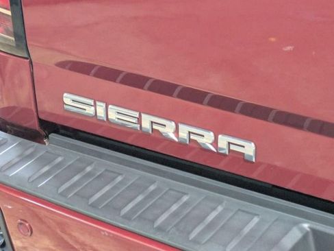 Certified 2018 GMC Sierra 1500 SLT w/ All Terrain Package AWD/4WD image 9