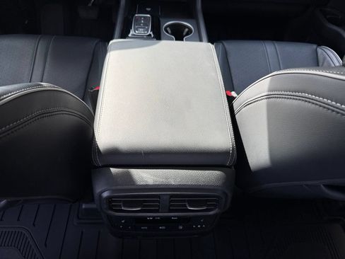 Used 2023 Honda Pilot Elite image 33